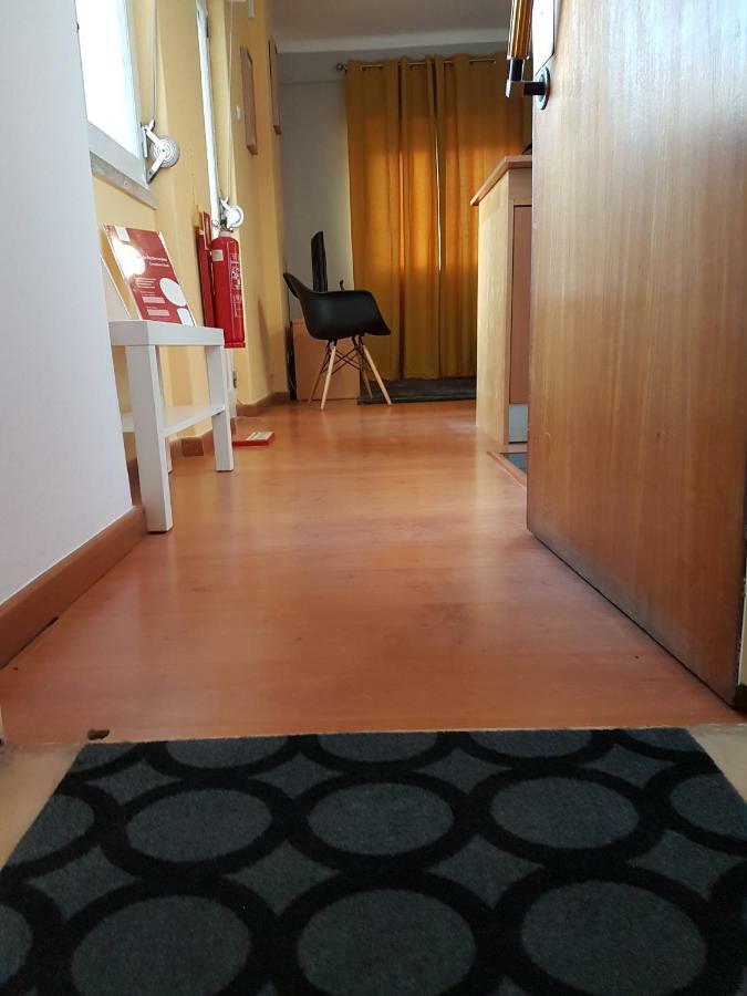 Comfort City Hub - Metro Lisbon アマドーラ エクステリア 写真